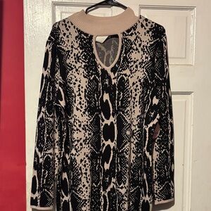 Elegant Long Sleeve Snake Print Dress